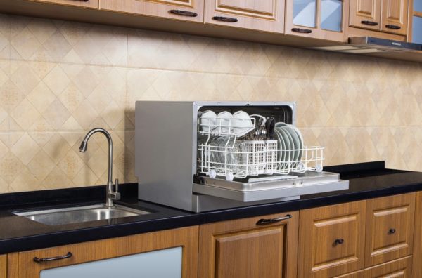 can I live at home during my remodel: temporary dishwasher